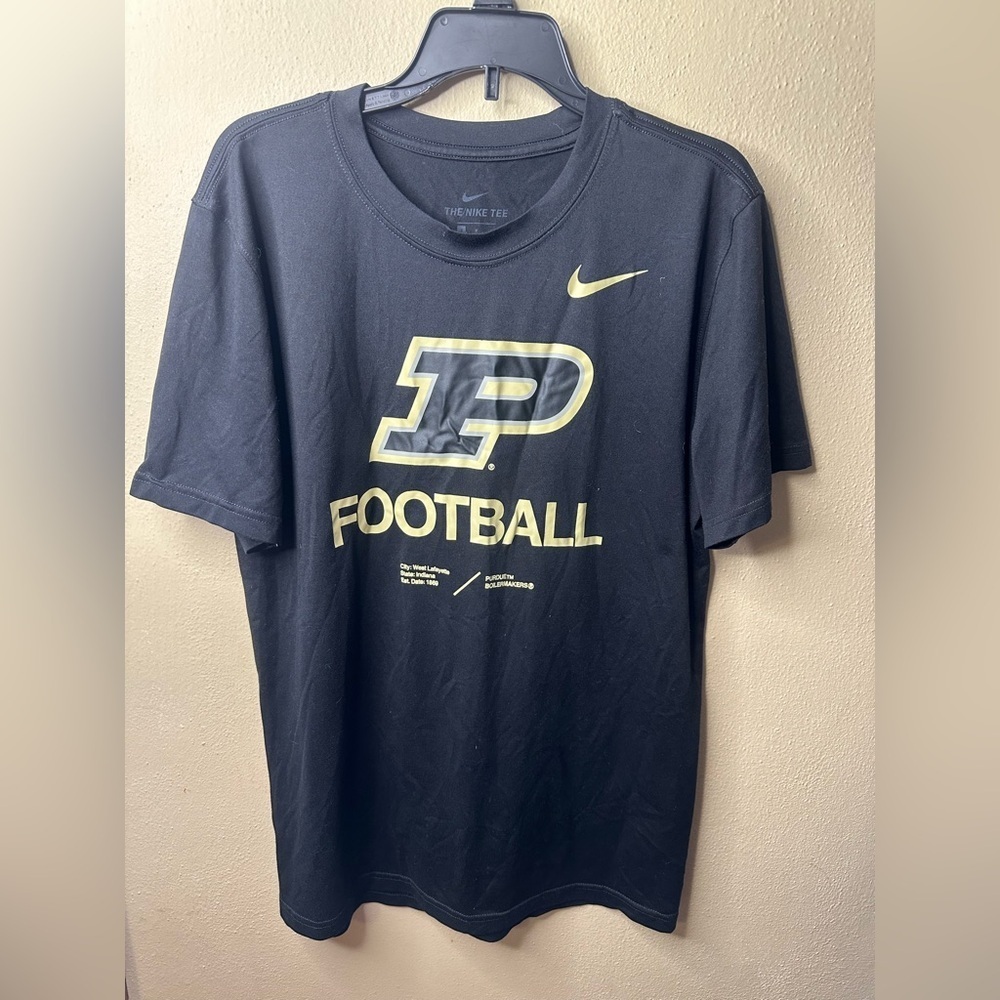 Men’s size small Nike Purdue athletic tshirt